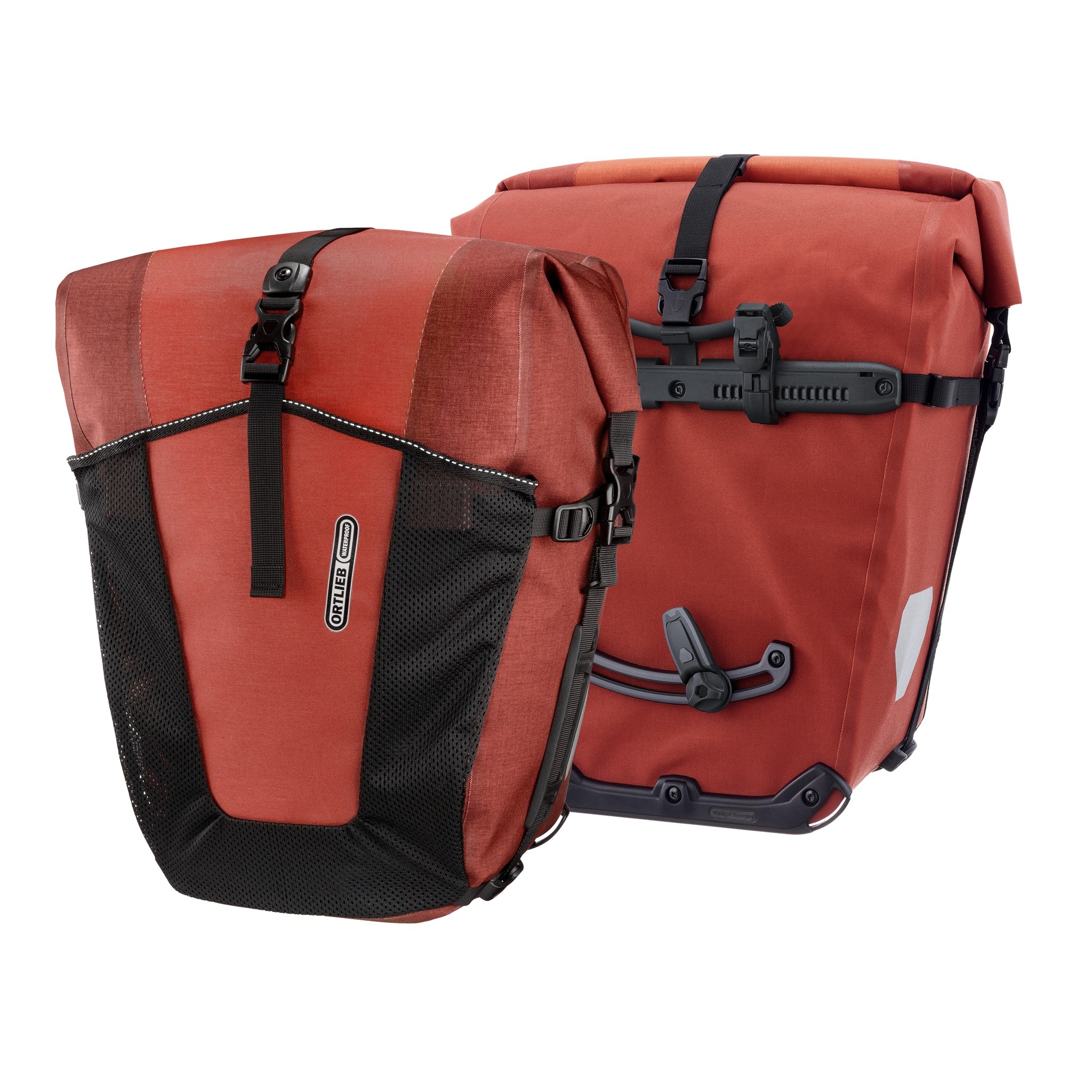 Set aus zwei ORTLIEB Back-Roller XL Plus QL2.2 Fahrradtaschen in dark chili mit Quick-Lock-System